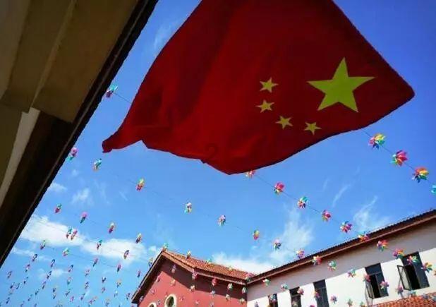 白手起家真的很难吗，为什么！？游戏画面